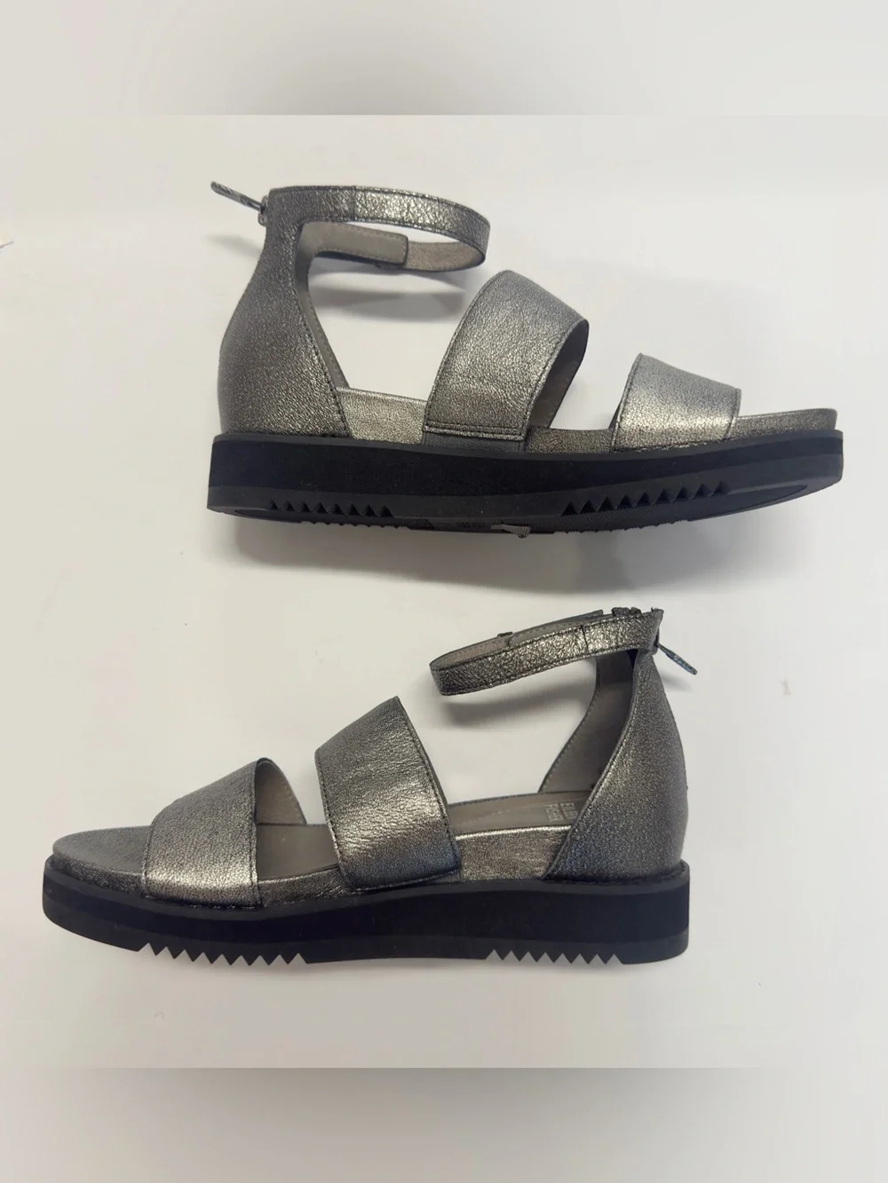 Eileen Fisher Keno Metallic Silver Platform Sandal Size 7